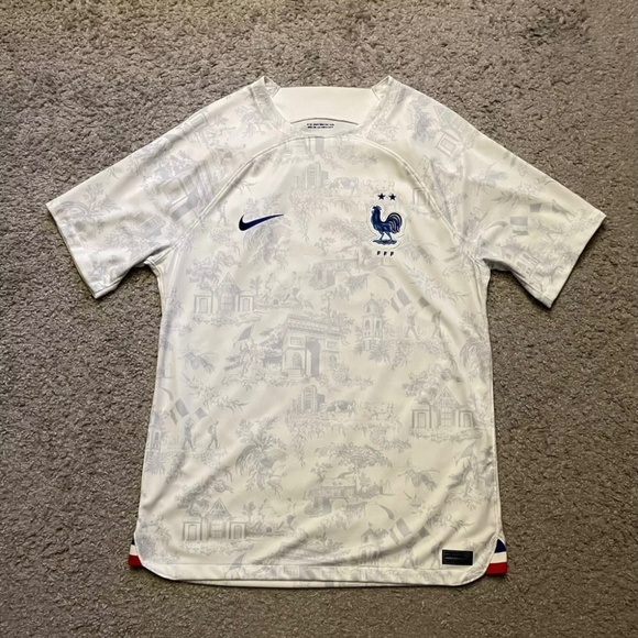 Nike France jersey - Picture 1 of 6
